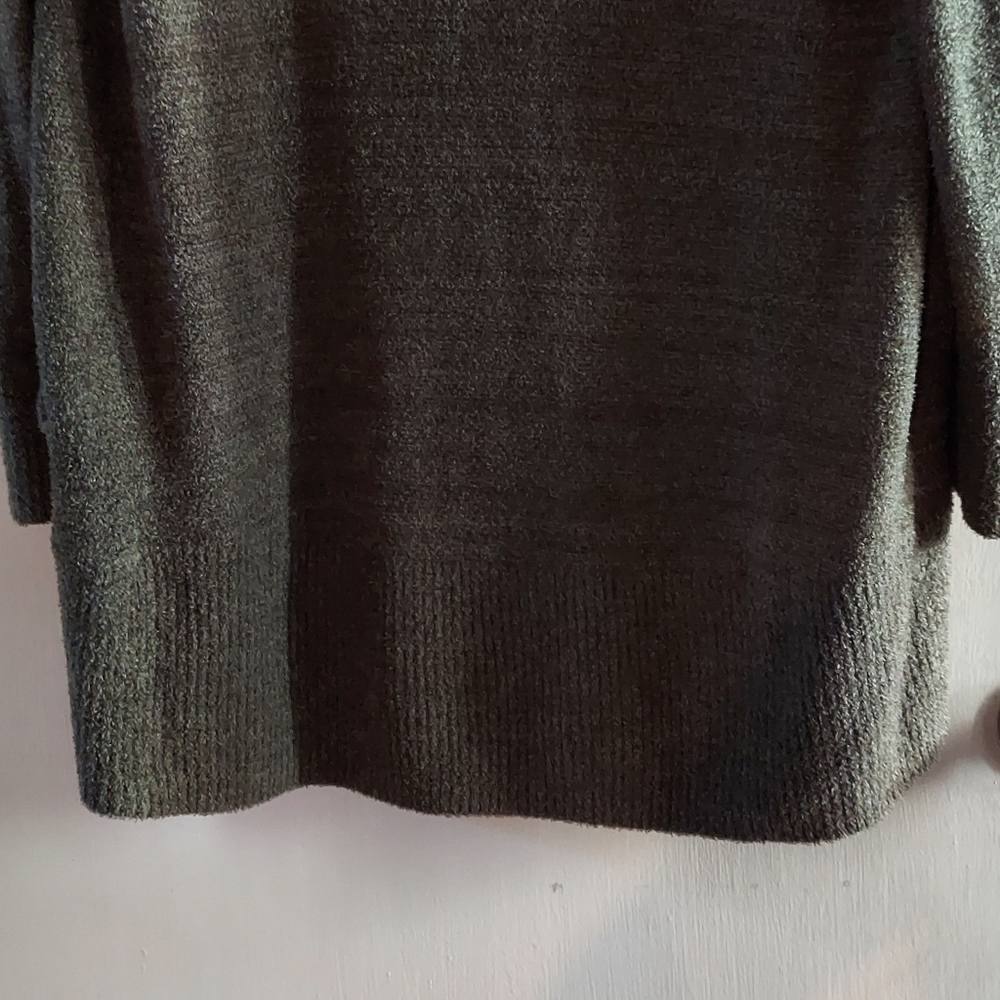 Max & Mia VERY soft olive green sweater cardigan with pockets - Picture 6 of 10